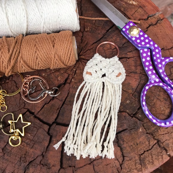 Macrame Boo-Bee Key Chain Handmade - Picture 2 of 6